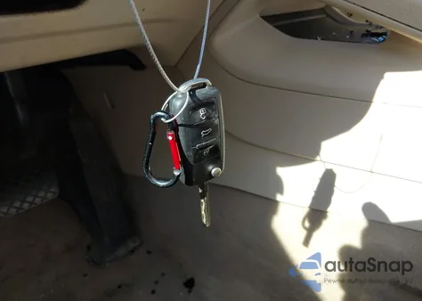 2010 Volkswagen Eos Komfort z USA, uszkodzony, nr VIN WVWBA7AH0AV011877